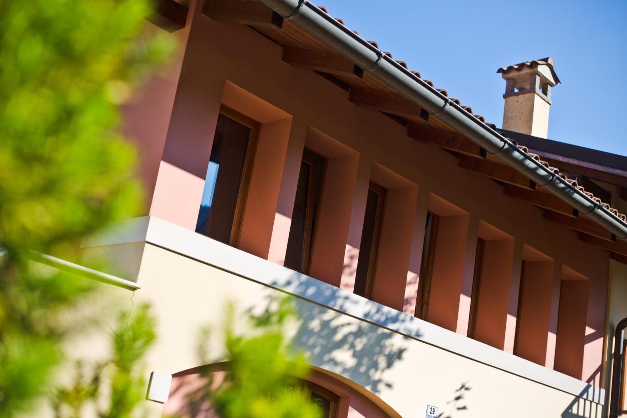 Hotel Martinelli Ronzo-Chienis Exterior foto